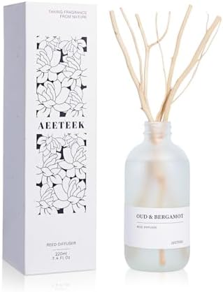 Oud Bergamot Reed Diffuser with Willow Branches Decor