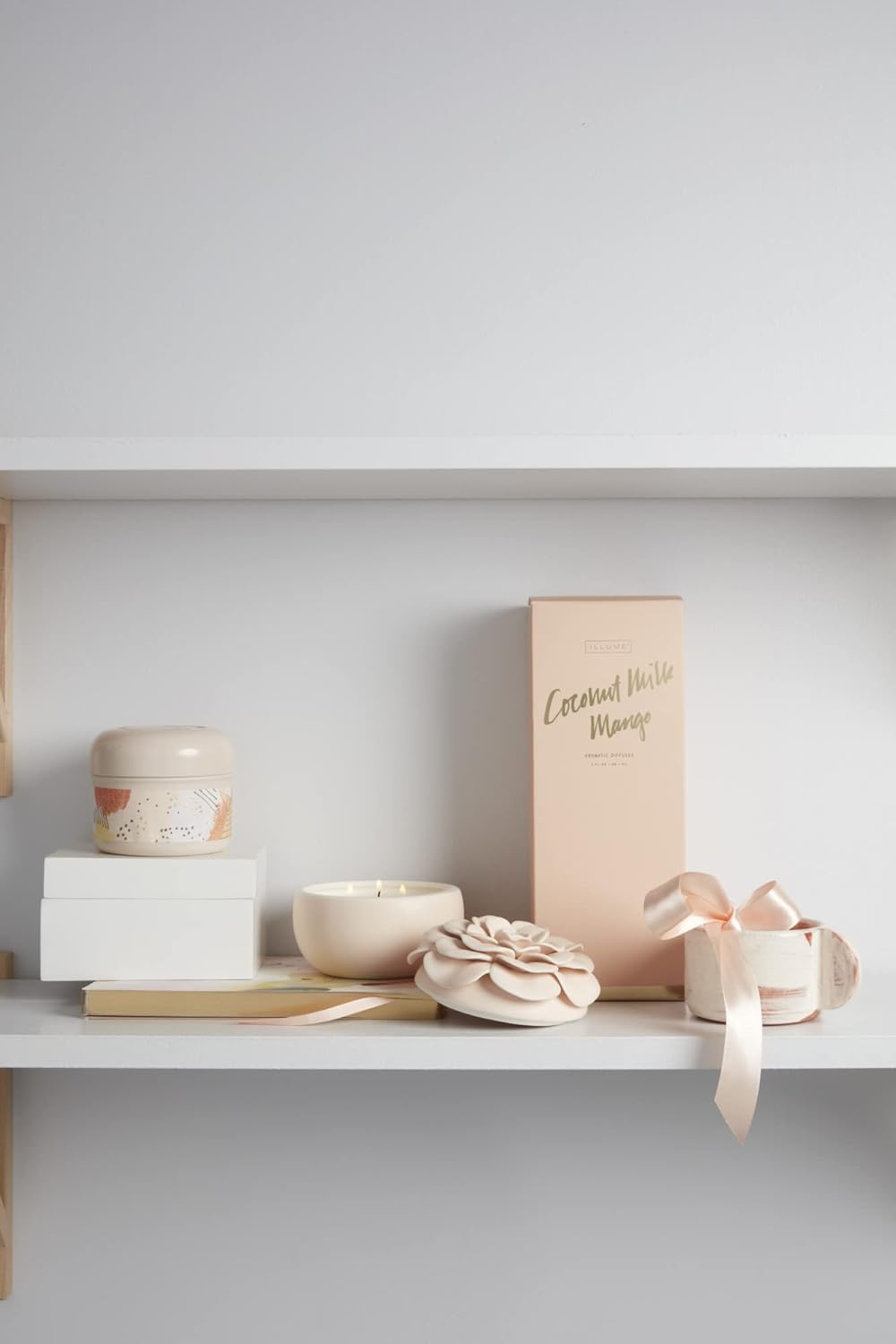 Illume Coconut Milk Mango Reed Diffuser Set
