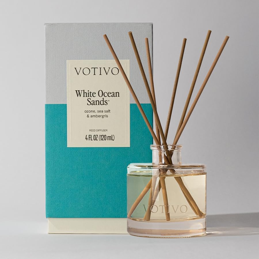 Votivo White Ocean Sands Reed Diffuser Set