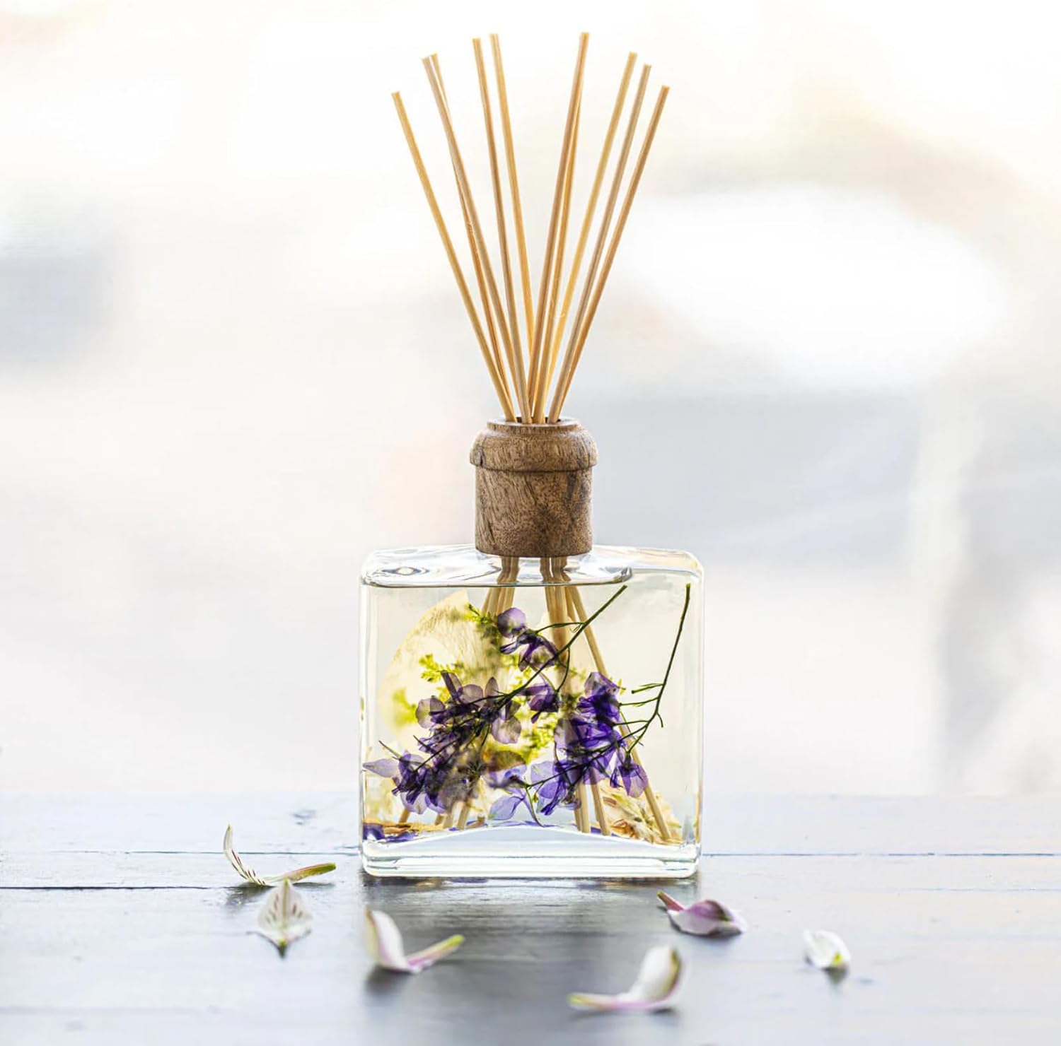 Rosy Rings Botanical Reed Diffuser 13oz Vanilla Rain