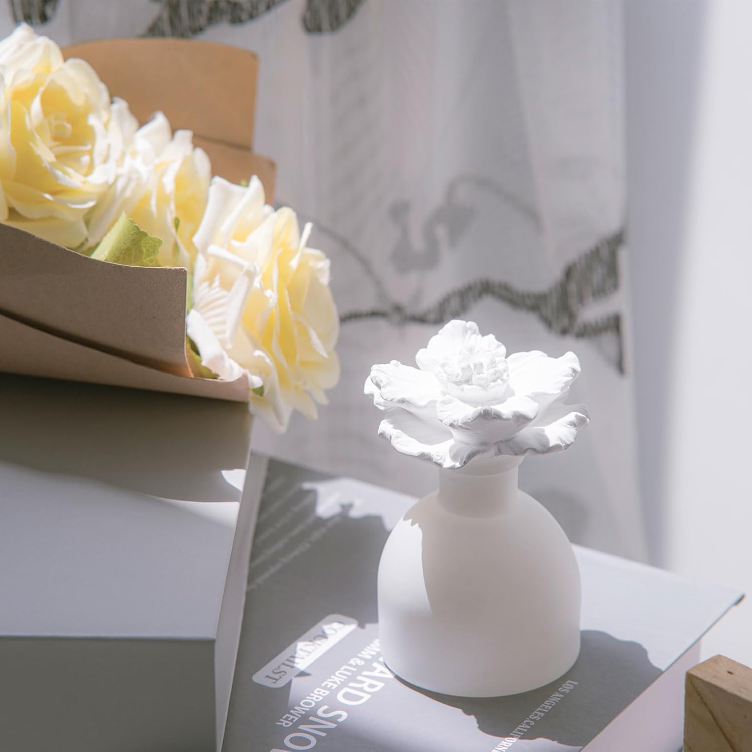 Earffloz Room Scent Gift Set with Magnolia Breeze