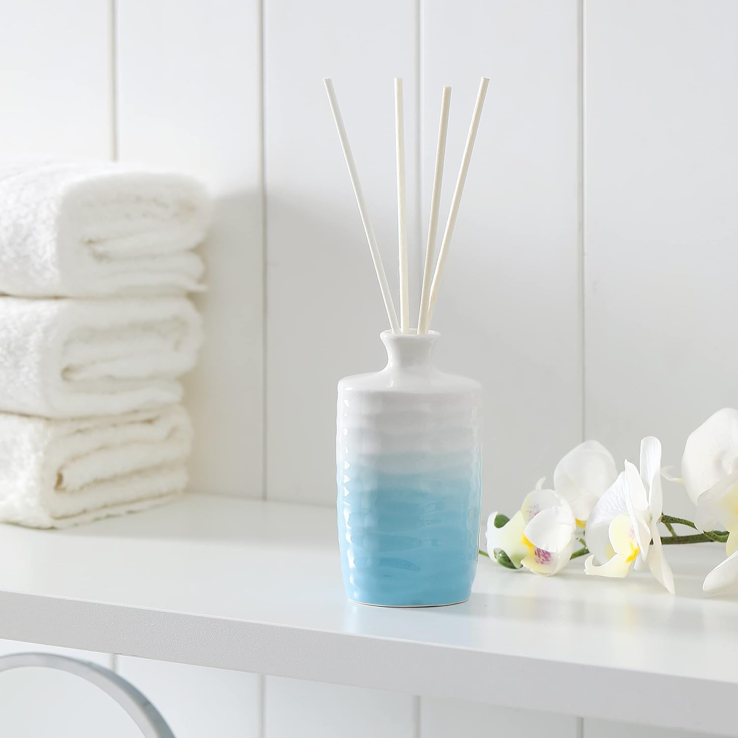 Ceramic Diffuser Bottles Set of 3 Blue White Gradient