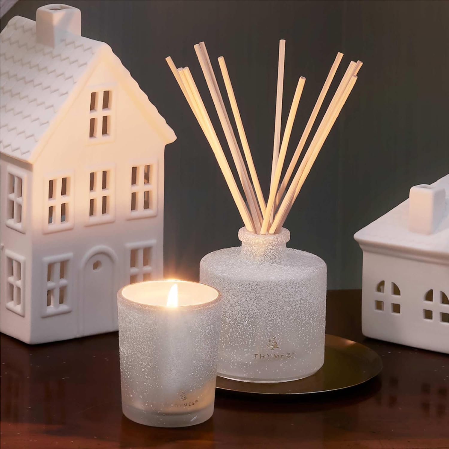 Thymes Frasier Fir Reed Diffuser Set 4 Fl Oz White Flocked
