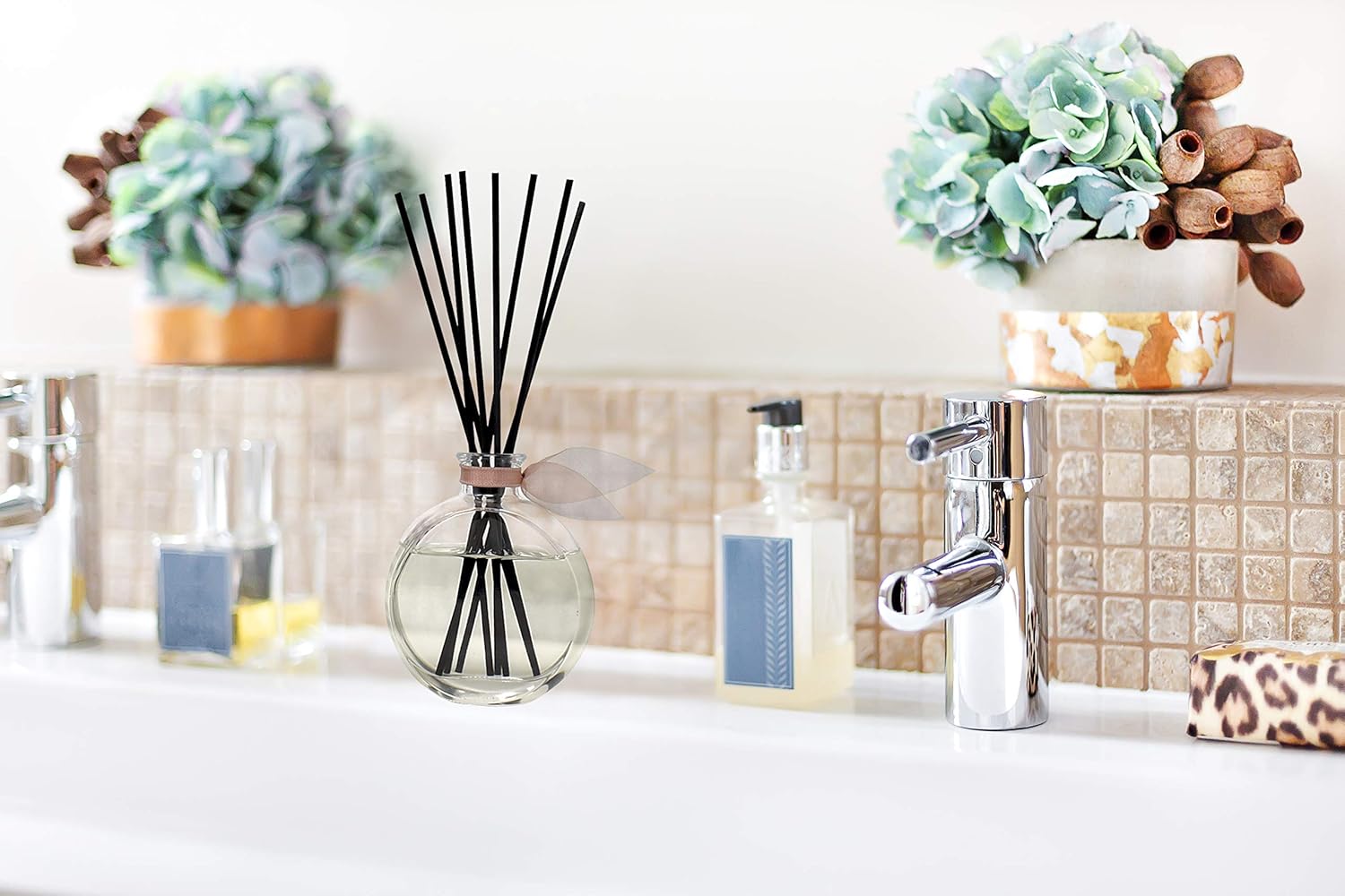 LOVSPA Smoked Vanilla Reed Diffuser Set