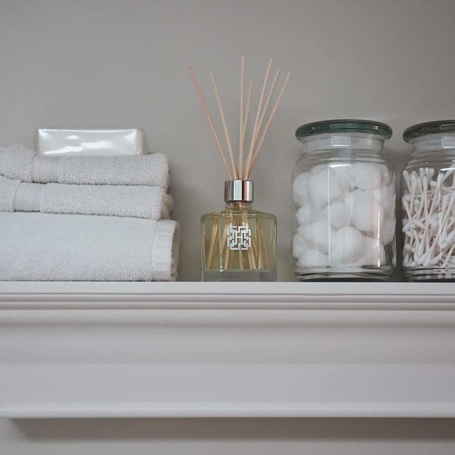 HomeWorx by SLATKIN CO Fresh Cotton Clouds Reed Diffuser Set