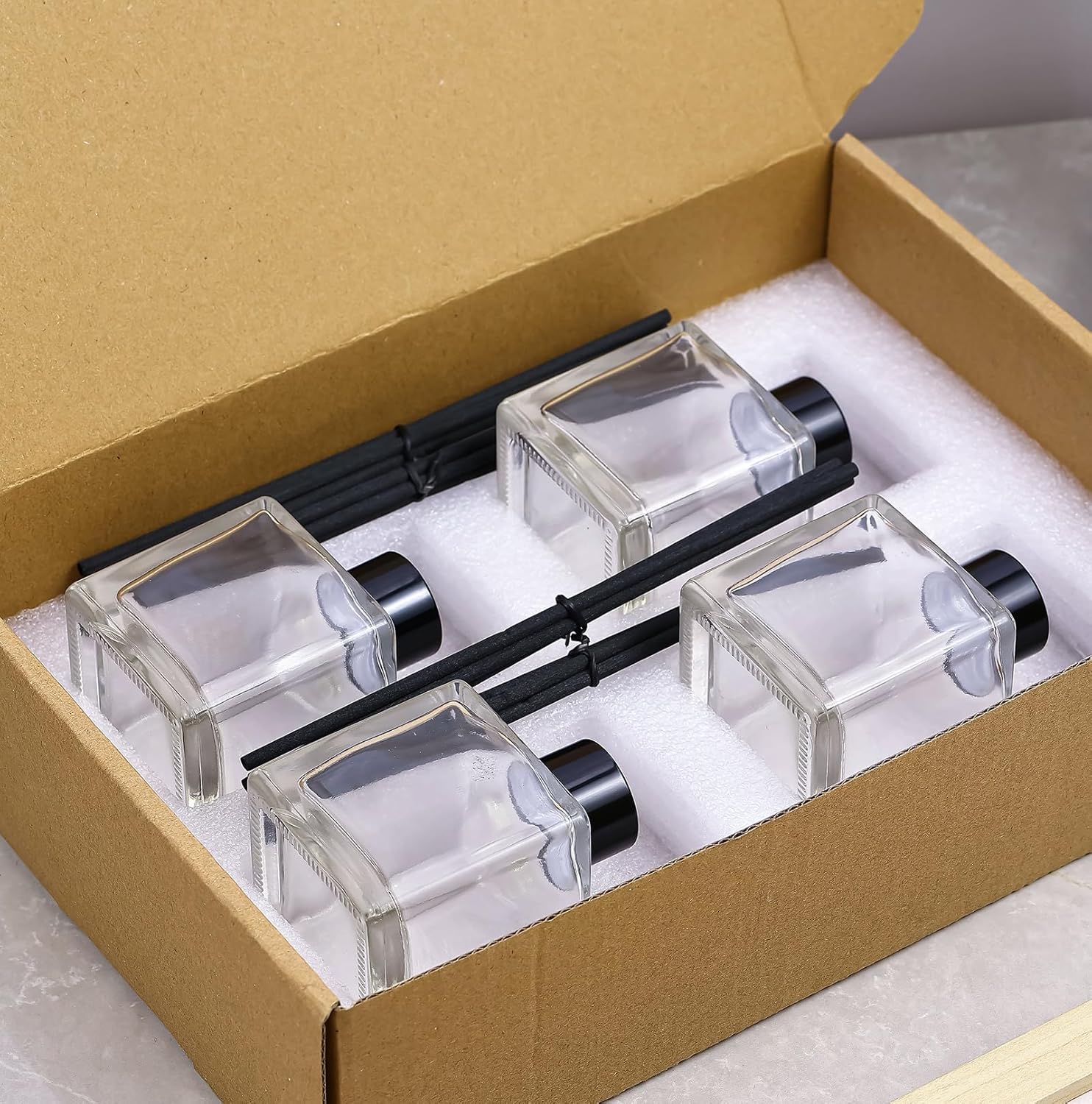 Crazy Huayi 4pcs 150ml Glass Diffuser Set with Black Caps and Reed Sticks